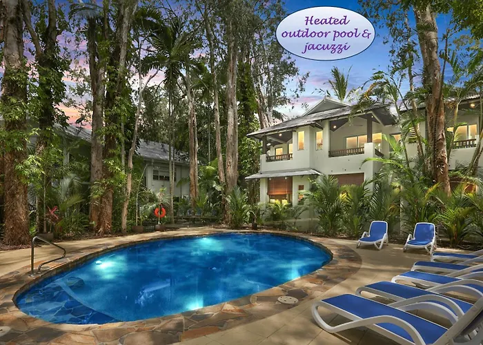 The Reef Retreat Palm Cove Hotel
