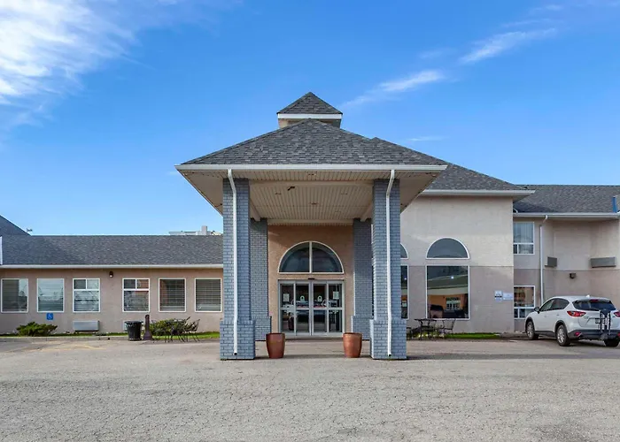 Quality Inn & Suites Edmonton International Airport Leduc