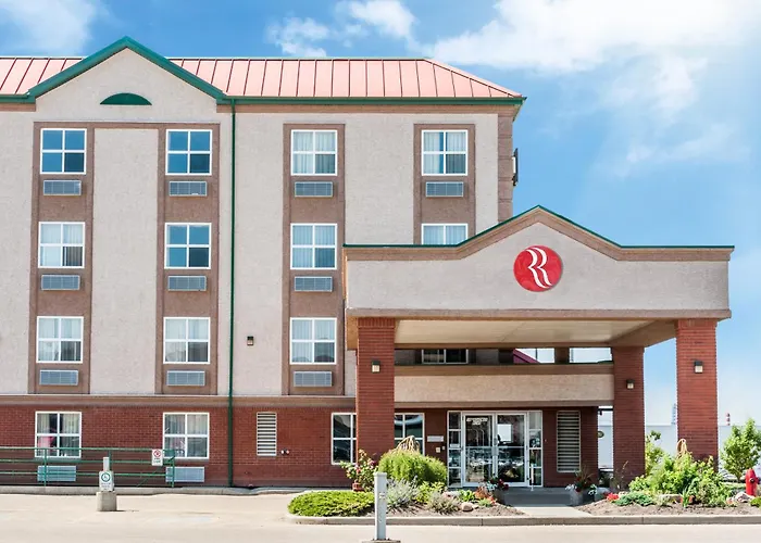Ramada By Wyndham Sherwood Park