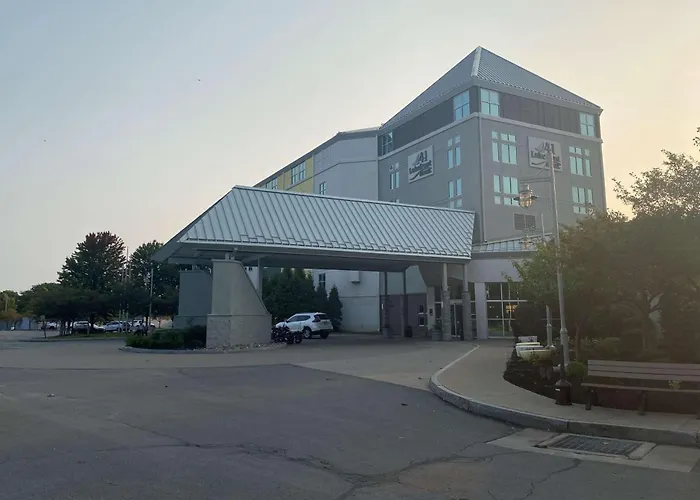 41 Lakefront Hotel, Trademark Collection By Wyndham Geneva