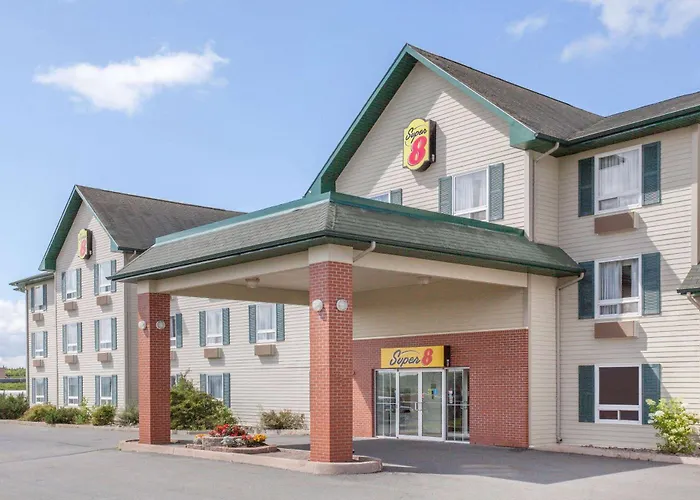 Super 8 By Wyndham Truro Ns Hotel