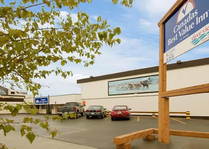 Canadas Best Value Inn- Riverview Hotel Whitehorse