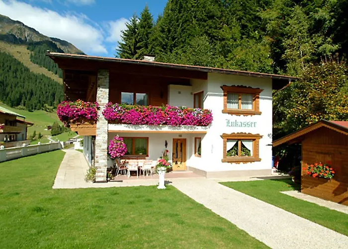 Gästehaus Lukasser Hippach