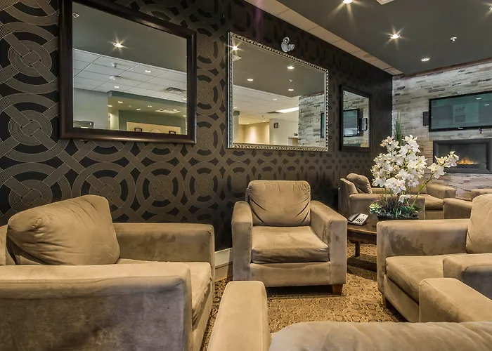 Comfort Inn & Suites Surrey
