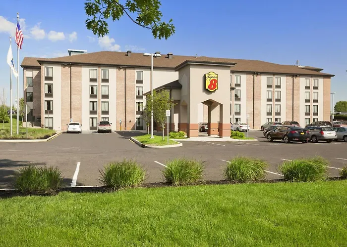 Super 8 By Wyndham Mount Laurel Hotel