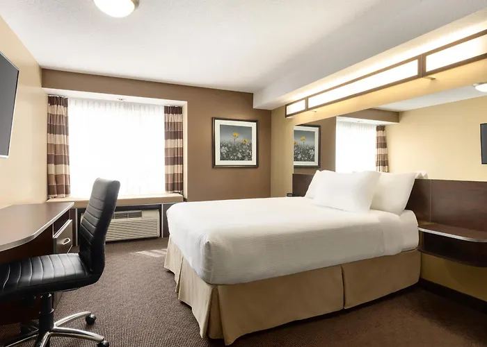 Microtel Inn & Suites By Wyndham Estevan