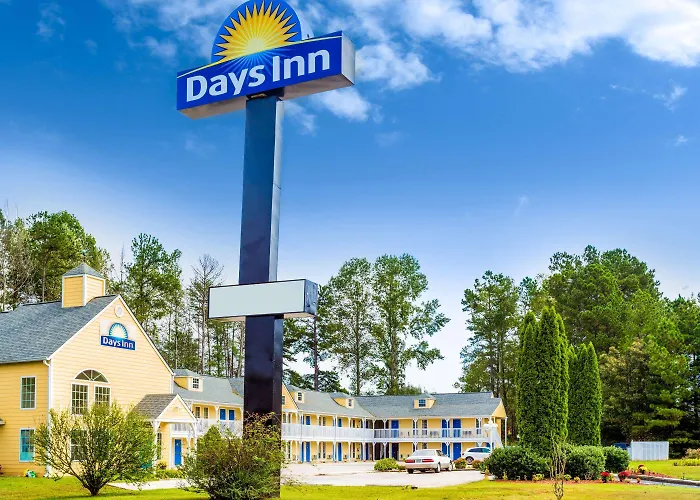Days Inn By Wyndham Cornelia