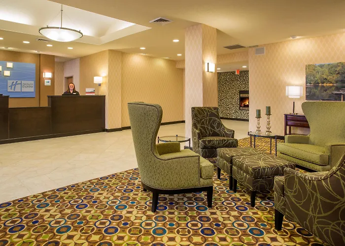 Holiday Inn Express Bloomington North-Martinsville