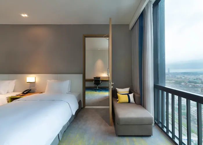 Holiday Inn Express Shenzhen Songgang, An Ihg Hotel