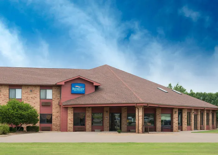 Baymont By Wyndham Enid Hotel