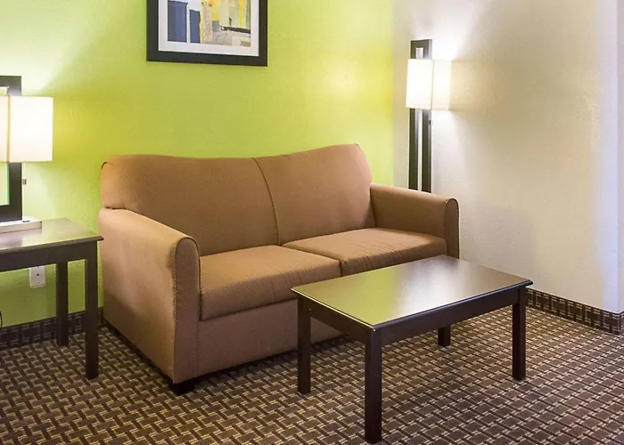 Quality Inn & Suites Quantico Stafford