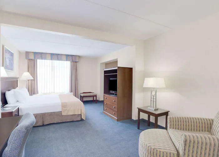 Wingate By Wyndham Bridgeport Clarksburg Hotel