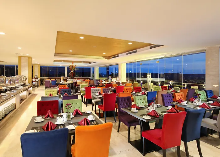 Swiss-Belhotel Waterfront Makassar