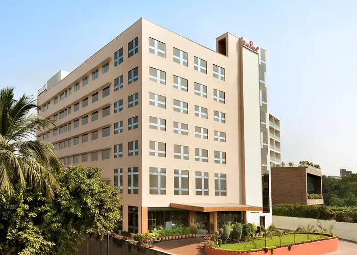 Ramada Jamshedpur Bistupur Hotel