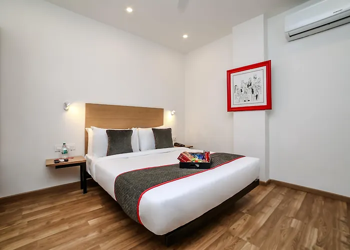 Oyo Townhouse 80 Meera Bagh Delhi 