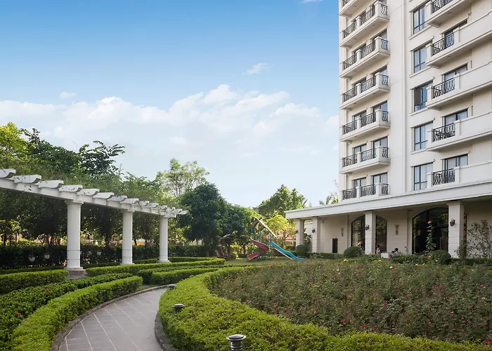 Elegant Suites Westlake Hanoi
