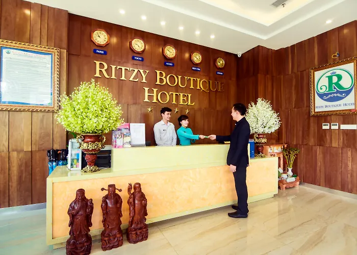 Ritzy Boutique Hotel Da Nang Beach