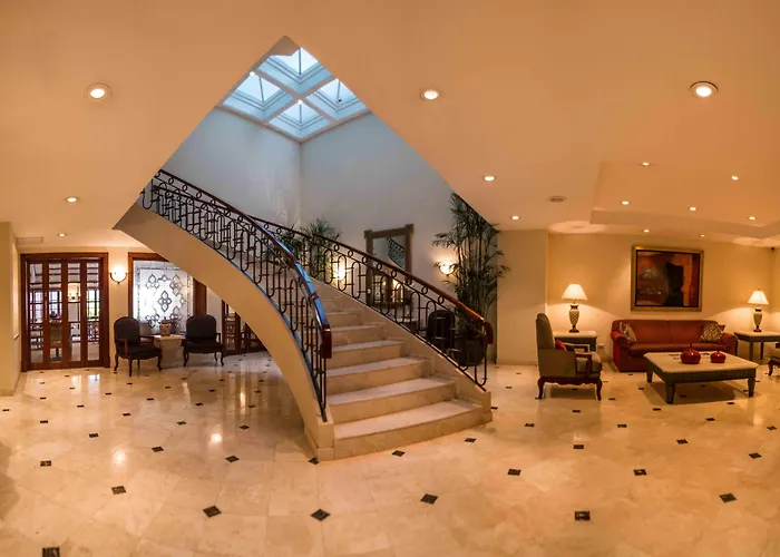Los Tallanes Hotel & Suites Lima