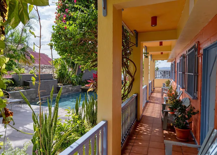 Hotel Casona de La Isla Flores
