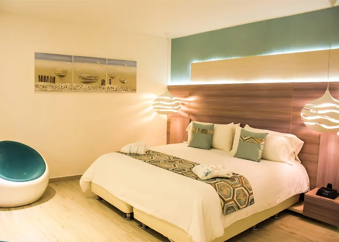 Hotel Catedral Plaza Santa Marta 