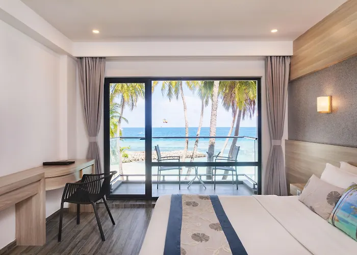 Hotel Kaani Grand Seaview Maafushi