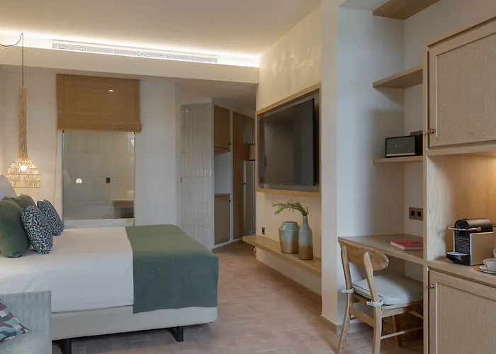 Cala San Miguel Ibiza Resort, Adults Only, Curio Collection By Hilton Port de Sant Miguel