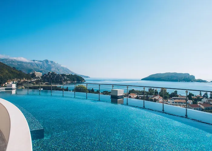 Iberostar Waves Slavija Hotel Budva