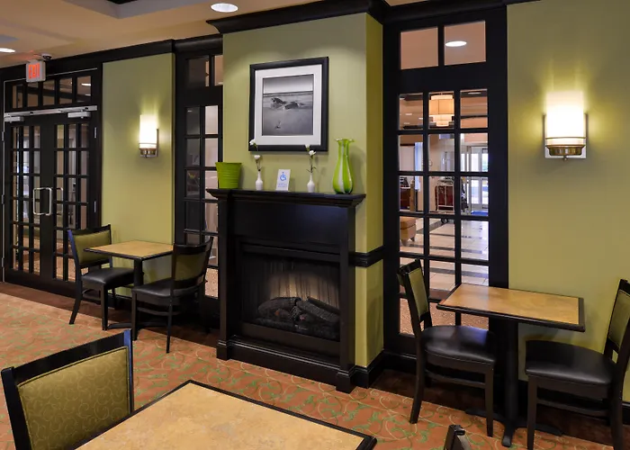 Holiday Inn Express & Suites Halifax Airport By Ihg Enfield