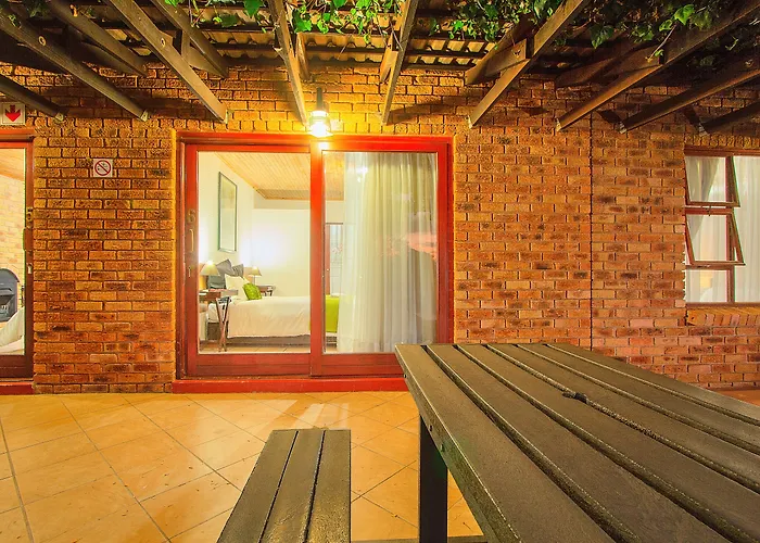 Airport Bird & Game Lodge Kempton Park