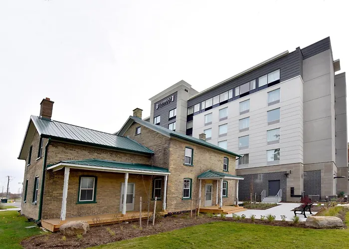 Staybridge Suites - Waterloo - St. Jacobs Area