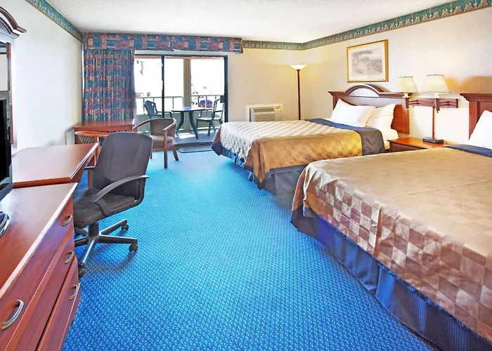Travelodge By Wyndham Ocean Front Sunset Beach