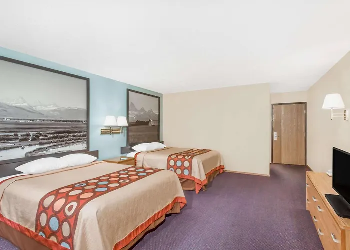 Super 8 By Wyndham Driggs Hotel
