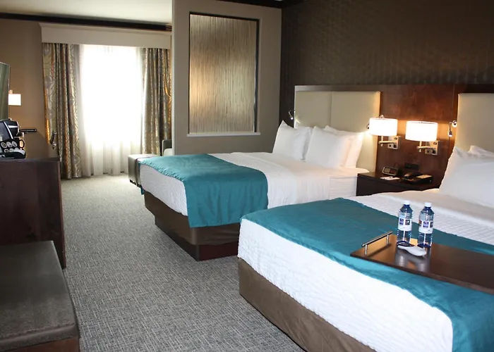 The Heritage Inn & Suites, Ascend Hotel Collection Garden City