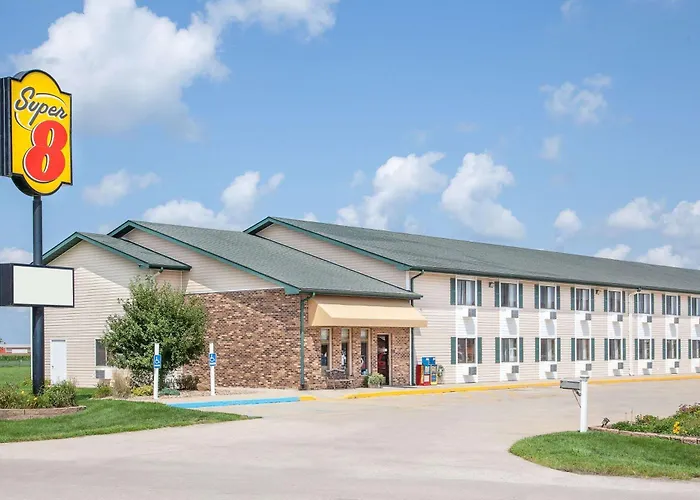 Super 8 By Wyndham Mt Pleasant Motel Mount Pleasant