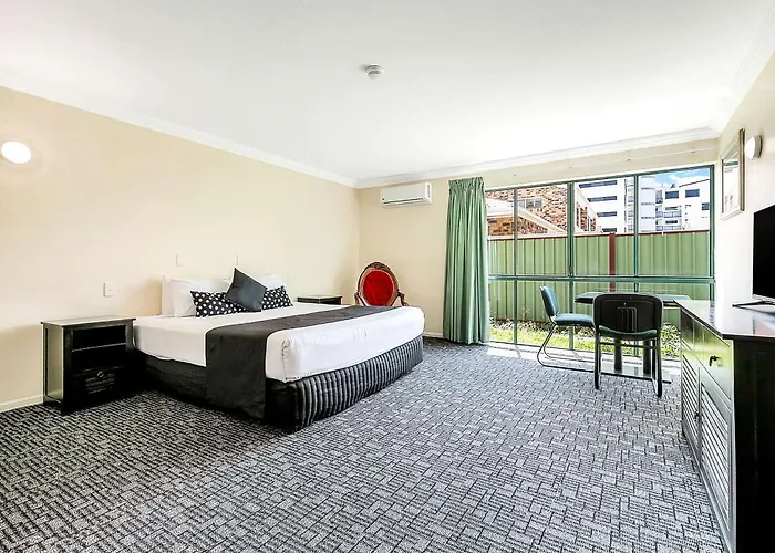 Comfort Hotel Pacific Cleveland