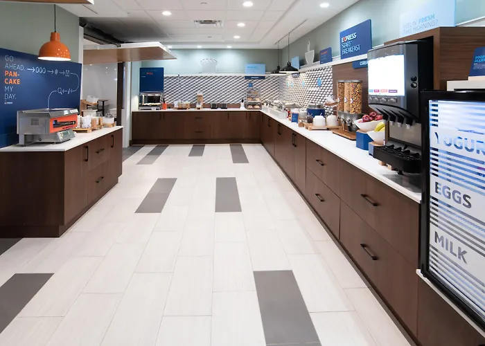 Holiday Inn Express & Suites - North Battleford By Ihg