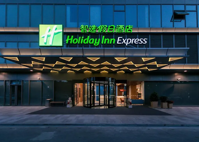 Holiday Inn Express Shanghai Tangzhen By Ihg