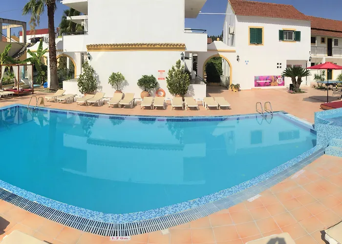 Oasis Beach Club Kavos