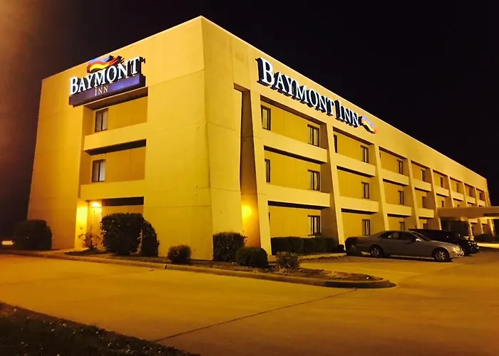 Baymont By Wyndham Paducah Hotel