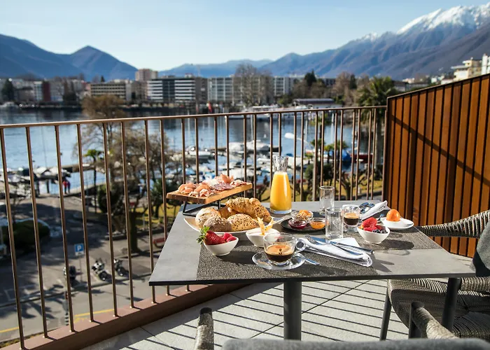Hotel Lago Maggiore - Welcome! Muralto
