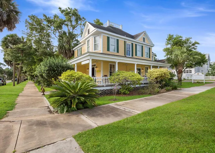 Coombs Inn & Suites Apalachicola