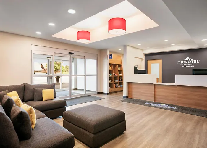 Microtel Inn & Suites By Wyndham Val-D Or Val-d'Or