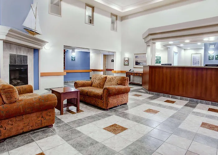 Super 8 By Wyndham Caraquet Hotel