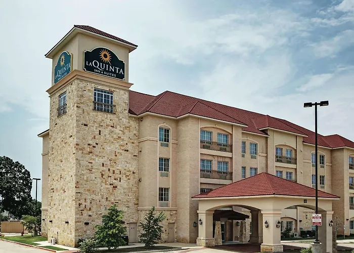 La Quinta By Wyndham Dfw Airport West - Euless Hotel