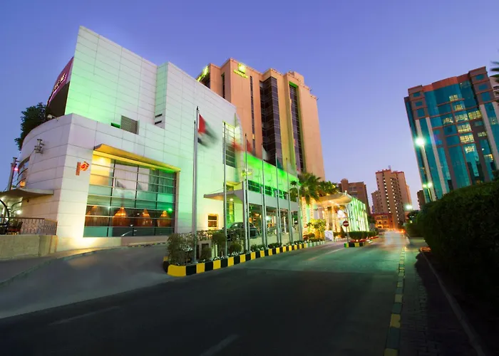 Holiday Inn - Suites Kuwait Salmiya By Ihg Kuwait City