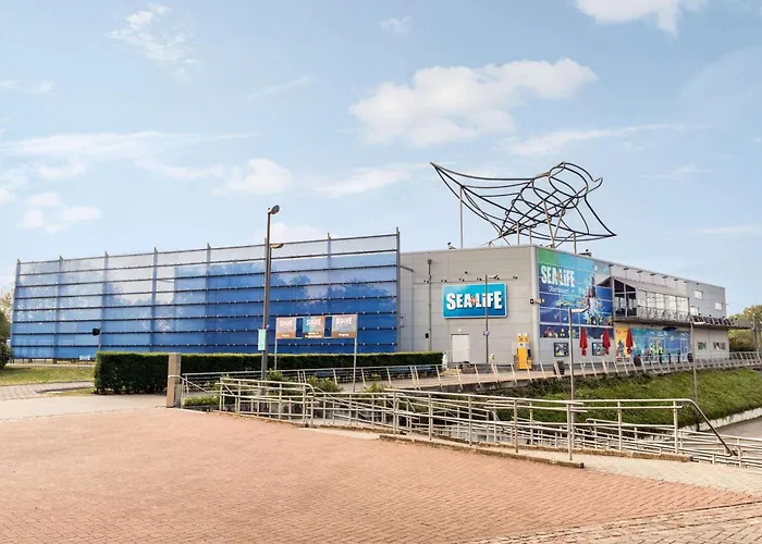 Super 8 By Wyndham Oberhausen Am Centro Hotel