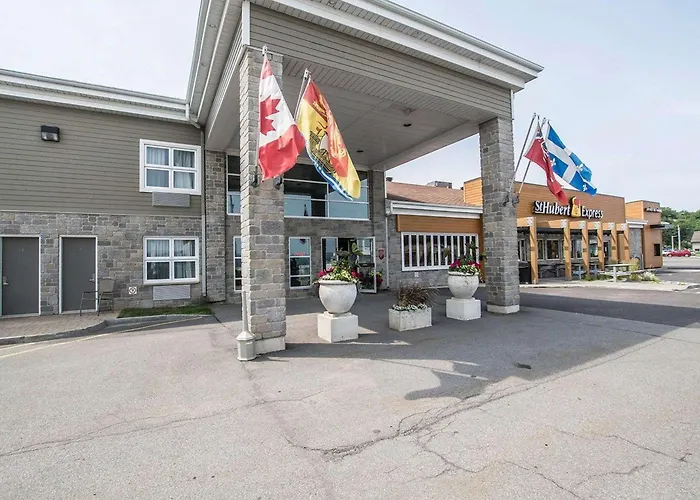 Econo Lodge Inn & Suites Montmagny