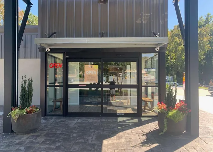 Urban Boutique Hotel; BW Signature Collection Greenville
