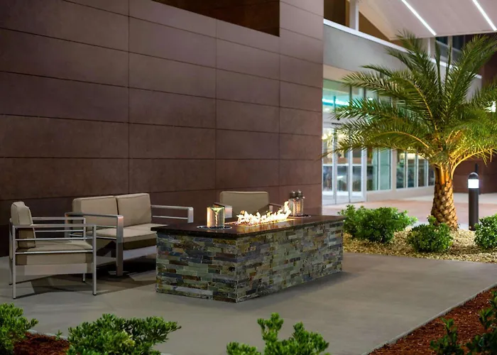 La Quinta Brunswick/Golden Isles Hotel