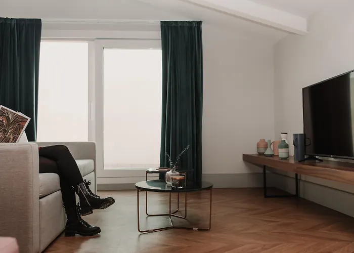 Room Mate Collection Helen Berger Valensiya